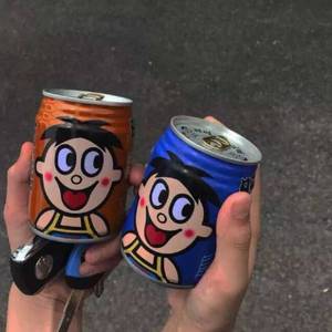 青少年把🍌伸进女人的🍑漫画
