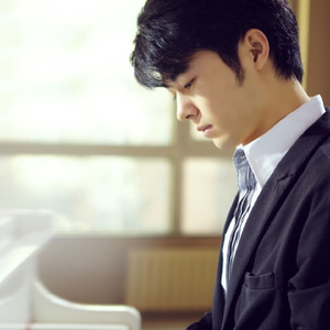 青少年把🍌伸进女人的🍑漫画
